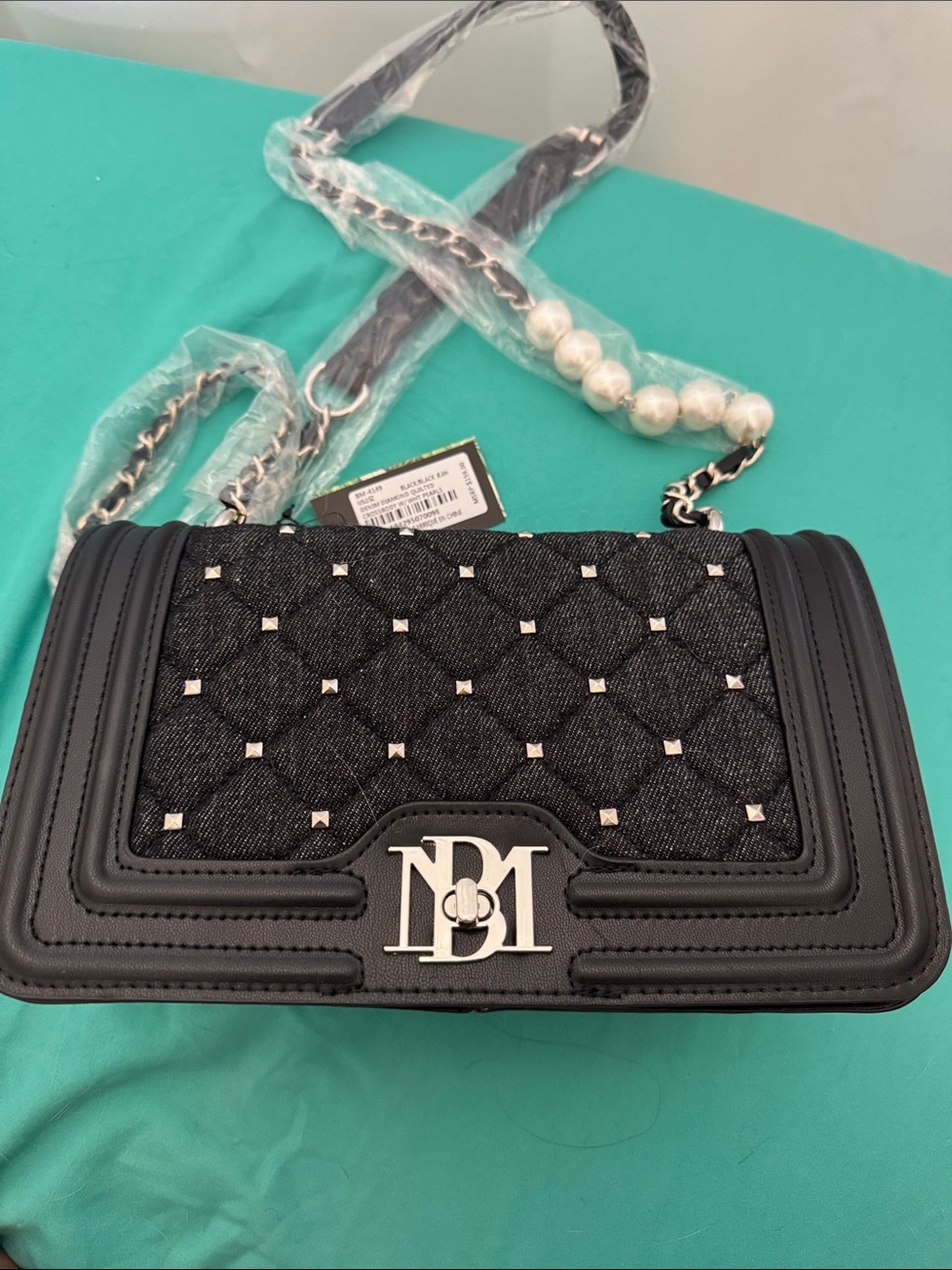 Badgley Mischka Black Quilted Chain-Handle Shoulder Bag with Pearl Accent - Picture 1 of 9